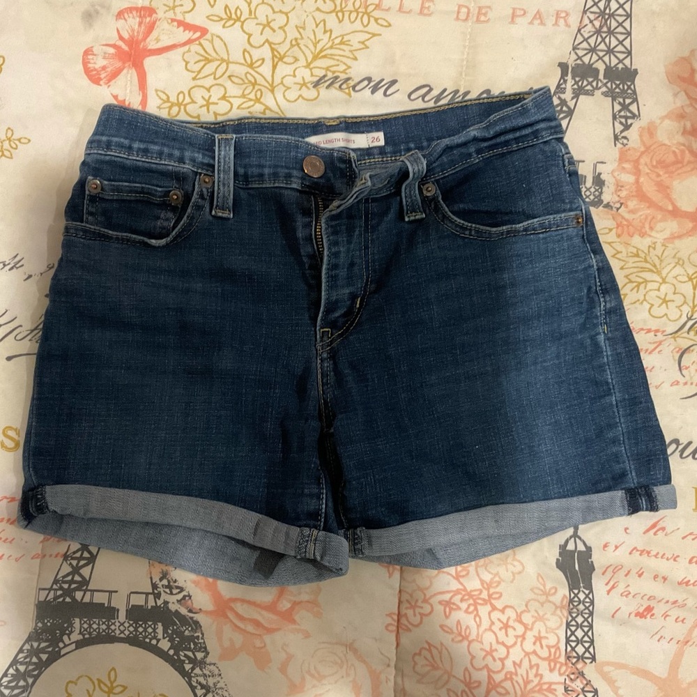 Levi’s Short